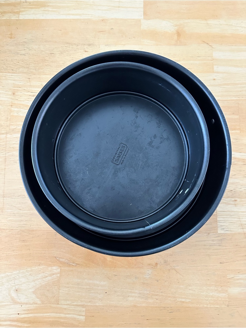 Original Kaiser Round Springform Cake Pans - Black (Set of 2) made in Germany
